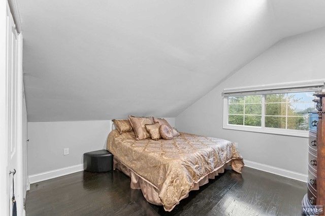 96 Hazelton Street, Ridgefield Park, NJ 07660
