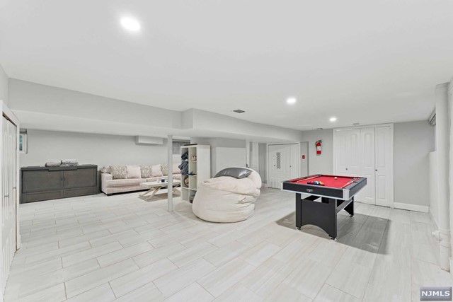 96 Hazelton Street, Ridgefield Park, NJ 07660