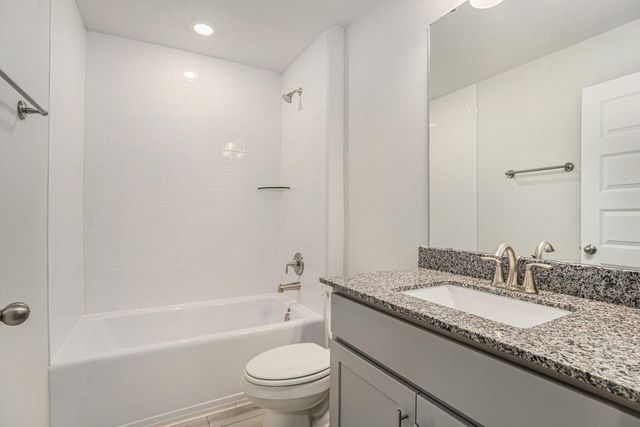 2206 Lierna Drive, Texas City, TX 77568