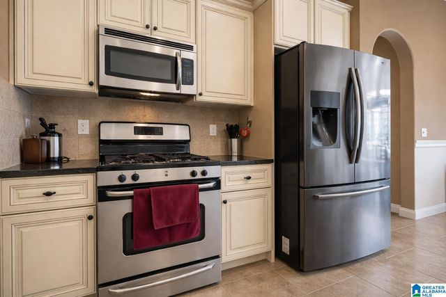 467 RIVER OAKS LANE, Helena, AL 35080