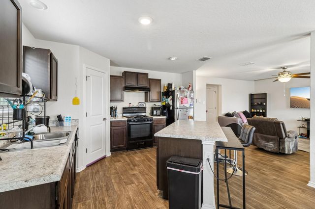 9811 Bur Sedge, San Antonio, TX 78254