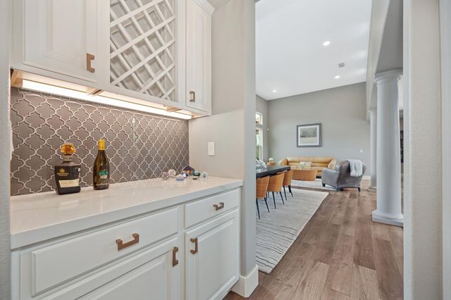 4256 Burgundy Ct, Loomis, CA 95650