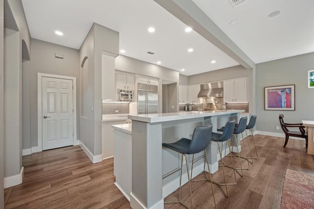 4256 Burgundy Ct, Loomis, CA 95650