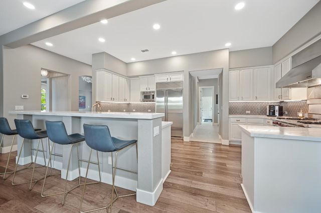 4256 Burgundy Ct, Loomis, CA 95650