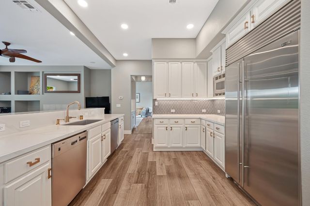 4256 Burgundy Ct, Loomis, CA 95650