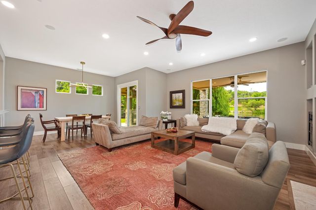 4256 Burgundy Ct, Loomis, CA 95650