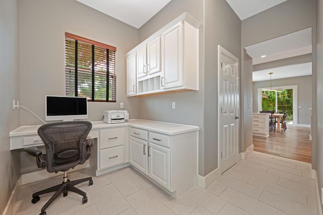 4256 Burgundy Ct, Loomis, CA 95650