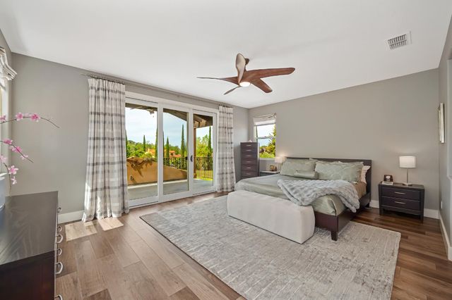 4256 Burgundy Ct, Loomis, CA 95650
