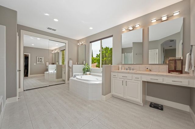 4256 Burgundy Ct, Loomis, CA 95650