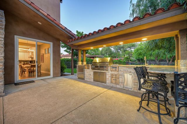 4256 Burgundy Ct, Loomis, CA 95650