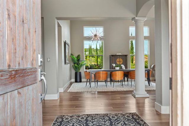 4256 Burgundy Ct, Loomis, CA 95650