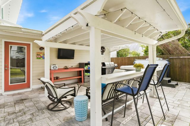 6611 S Lagoon Drive, Panama City Beach, FL 32408