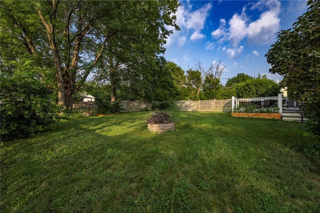 804 NE 104TH Terrace, Kansas City, MO 64155