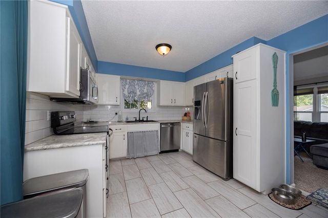 804 NE 104TH Terrace, Kansas City, MO 64155