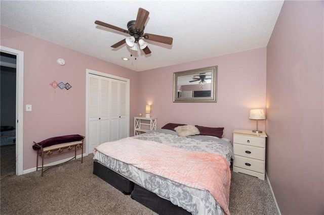 804 NE 104TH Terrace, Kansas City, MO 64155