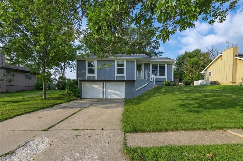 804 NE 104TH Terrace, Kansas City, MO 64155