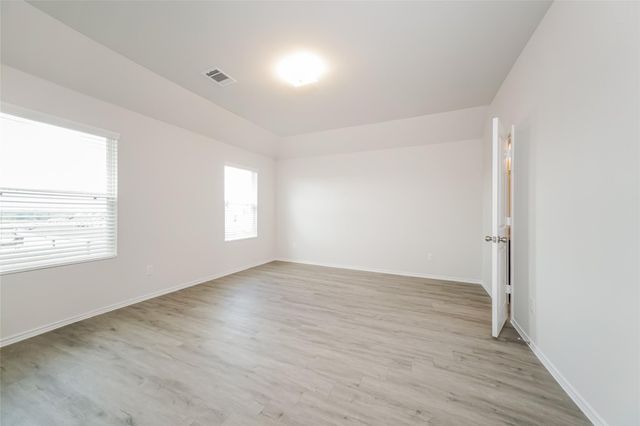 220 Blue Crane Street, Huntsville, TX 77320