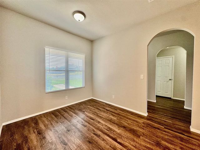 1110 W Missouri Avenue, Claremore, OK 74019