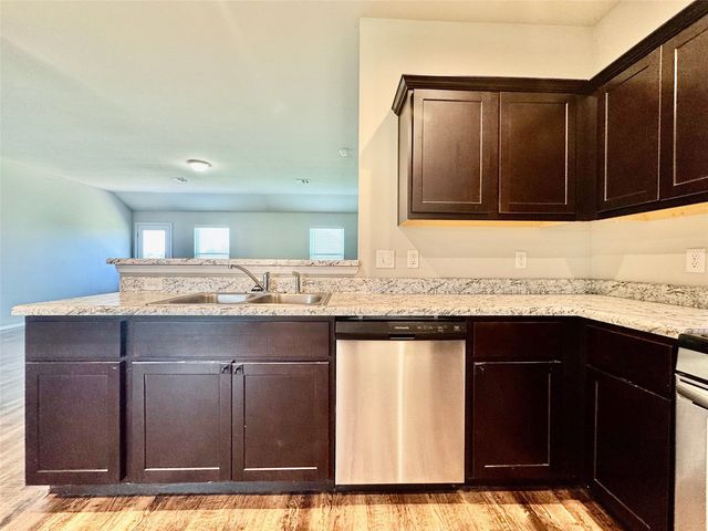 1110 W Missouri Avenue, Claremore, OK 74019
