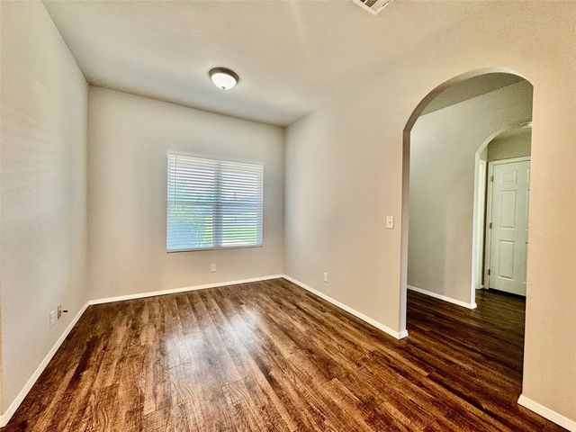 1110 W Missouri Avenue, Claremore, OK 74019
