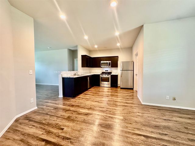 1110 W Missouri Avenue, Claremore, OK 74019