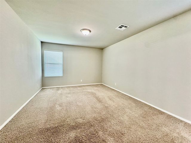 1110 W Missouri Avenue, Claremore, OK 74019