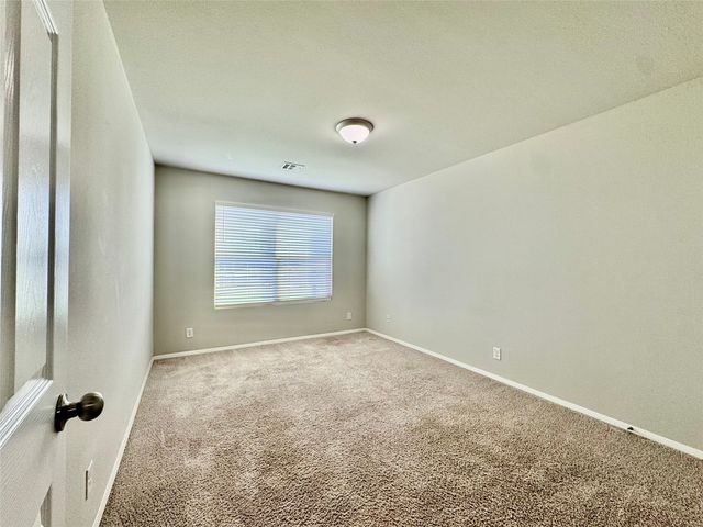 1110 W Missouri Avenue, Claremore, OK 74019