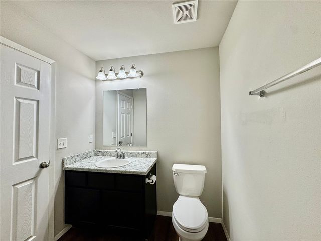1110 W Missouri Avenue, Claremore, OK 74019