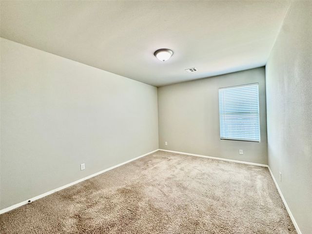 1110 W Missouri Avenue, Claremore, OK 74019