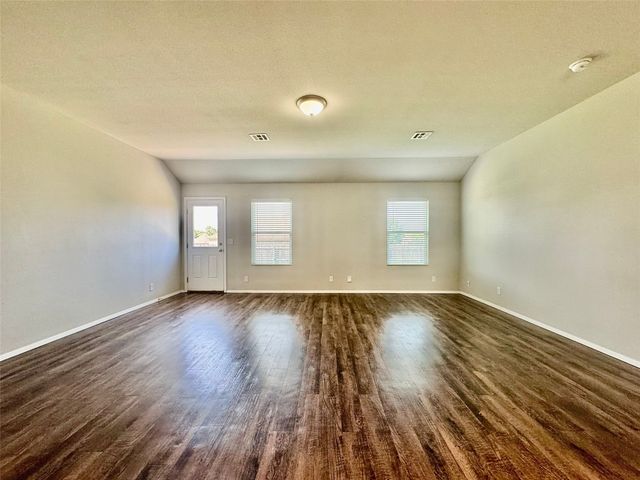1110 W Missouri Avenue, Claremore, OK 74019