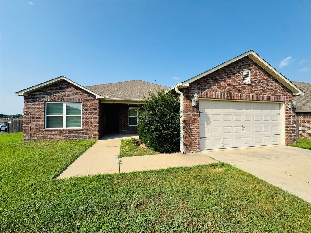 1110 W Missouri Avenue, Claremore, OK 74019