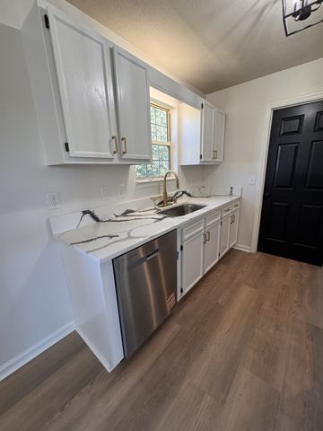 326 Warrior Dr, Murfreesboro, TN 37128