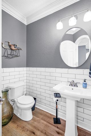 602 Harbor Boulevard 301, Destin, FL 32541