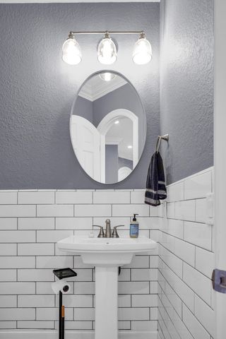 602 Harbor Boulevard 301, Destin, FL 32541