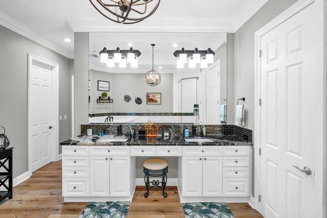 602 Harbor Boulevard 301, Destin, FL 32541