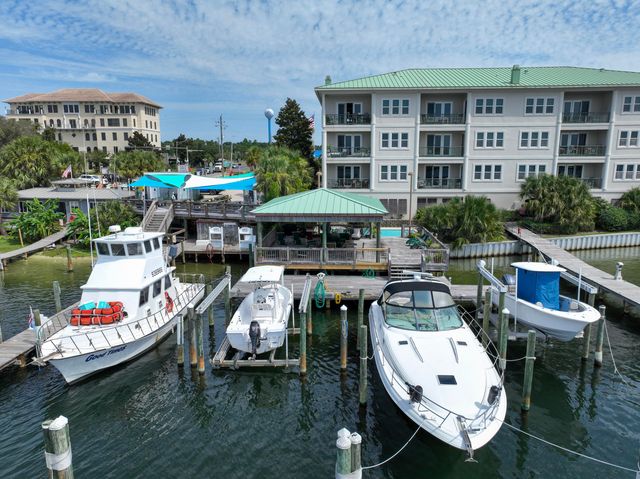 602 Harbor Boulevard 301, Destin, FL 32541
