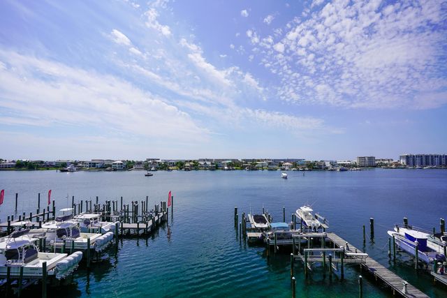 602 Harbor Boulevard 301, Destin, FL 32541