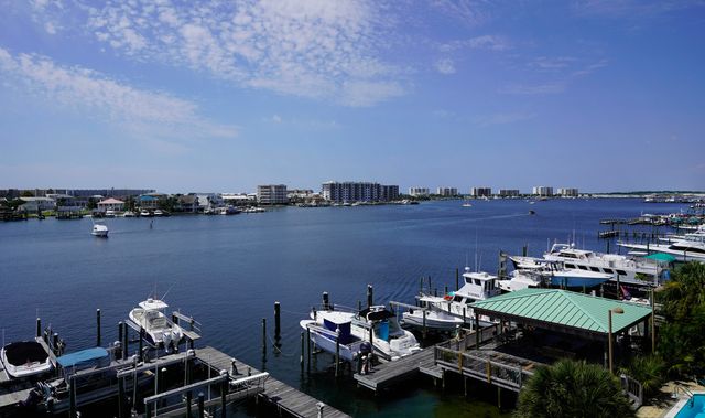 602 Harbor Boulevard 301, Destin, FL 32541