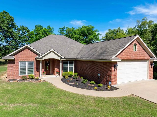 17 Valley View Rd, Batesville, AR 72501