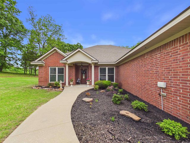 17 Valley View Rd, Batesville, AR 72501