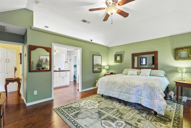 6913 Allen Place Drive, Fort Worth, TX 76116