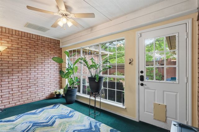 6913 Allen Place Drive, Fort Worth, TX 76116