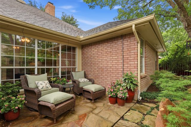 6913 Allen Place Drive, Fort Worth, TX 76116