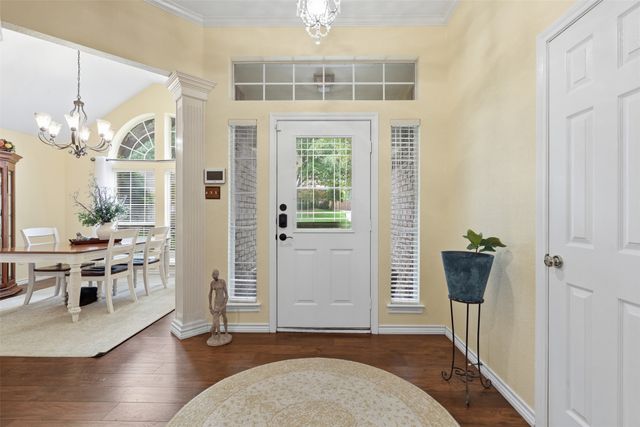 6913 Allen Place Drive, Fort Worth, TX 76116