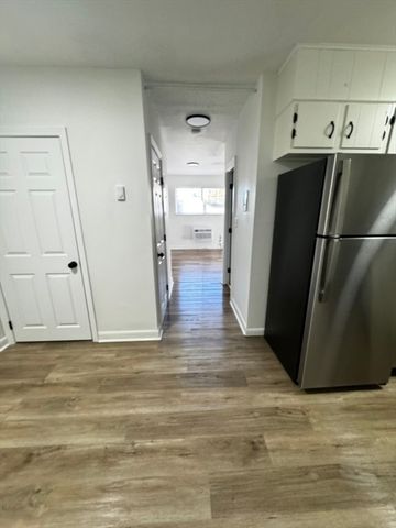 31 Vine St 5, Weymouth, MA 02188