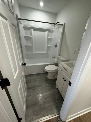31 Vine St 5, Weymouth, MA 02188