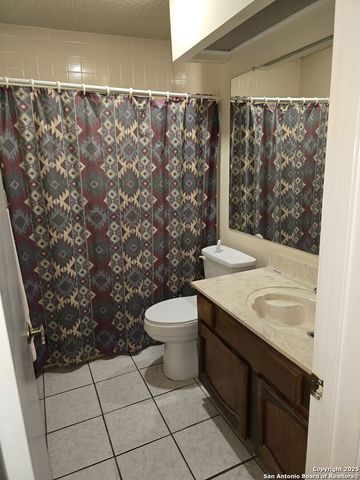 9738 Hidden Ledge, San Antonio, TX 78250