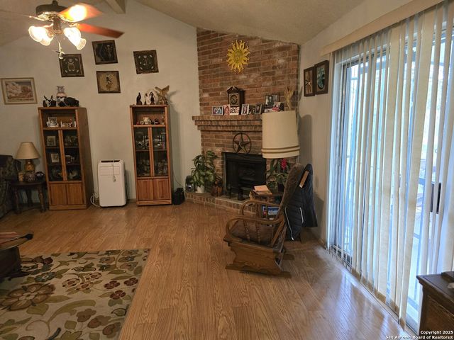 9738 Hidden Ledge, San Antonio, TX 78250