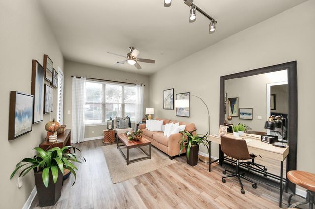 5455 Richmond Street 2090, Houston, TX 77056