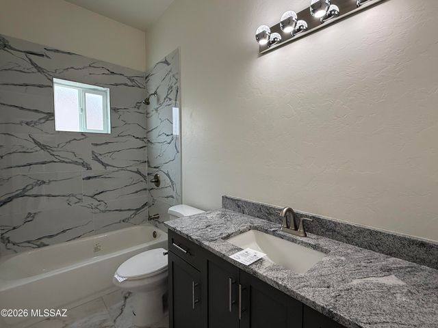 1880 Circulo Mexicali, Rio Rico, AZ 85648
